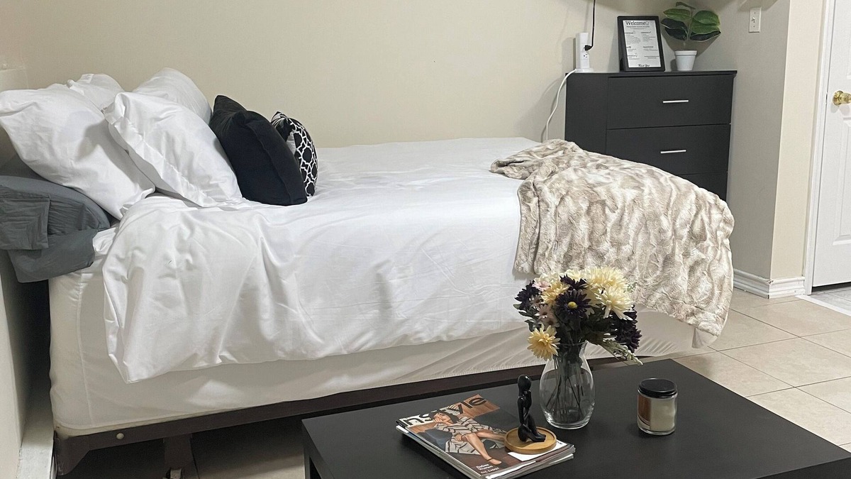 New Springville Apartment | Modern Cozy Studio Apartment
