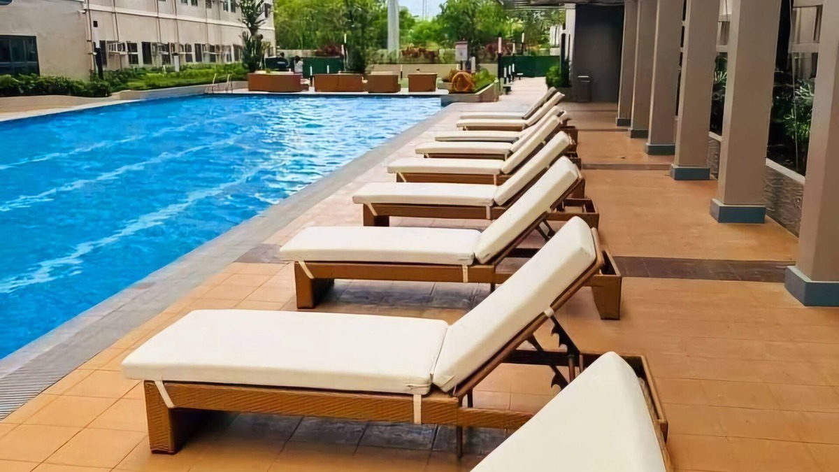 Dasmarinas Condo | Modern Cozy Studio with Netflix