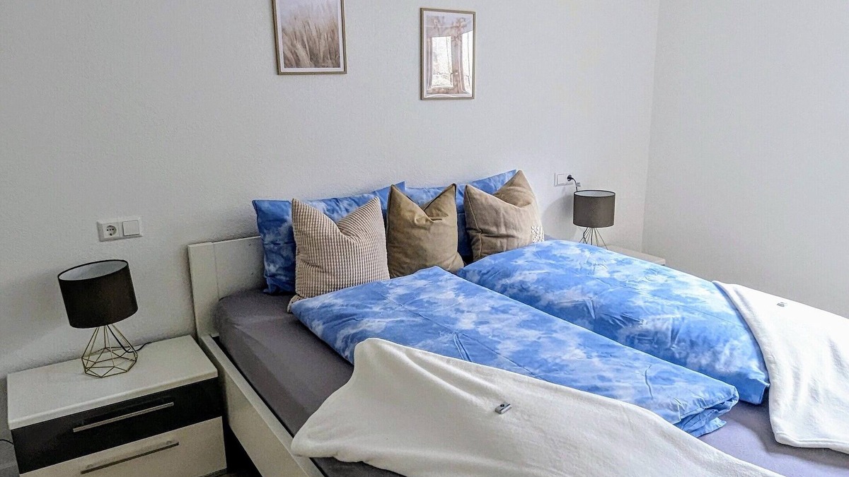 Waggershausen Condo | Modern, cozy vacation apartment in Friedrichshafen