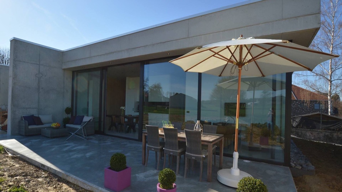 Warsage Villa | Modern Dalhem Villa with Views