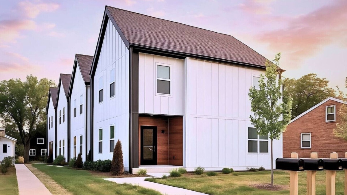Maxwell House | Modern Downtown Home- Great Location