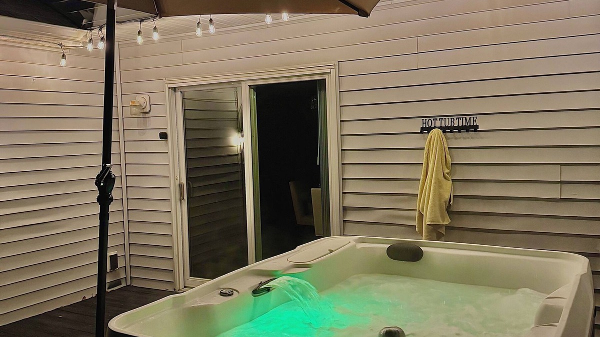 Tuttle West House | Modern Dublin: Hot Tub, Gym, Theater, Man Cave