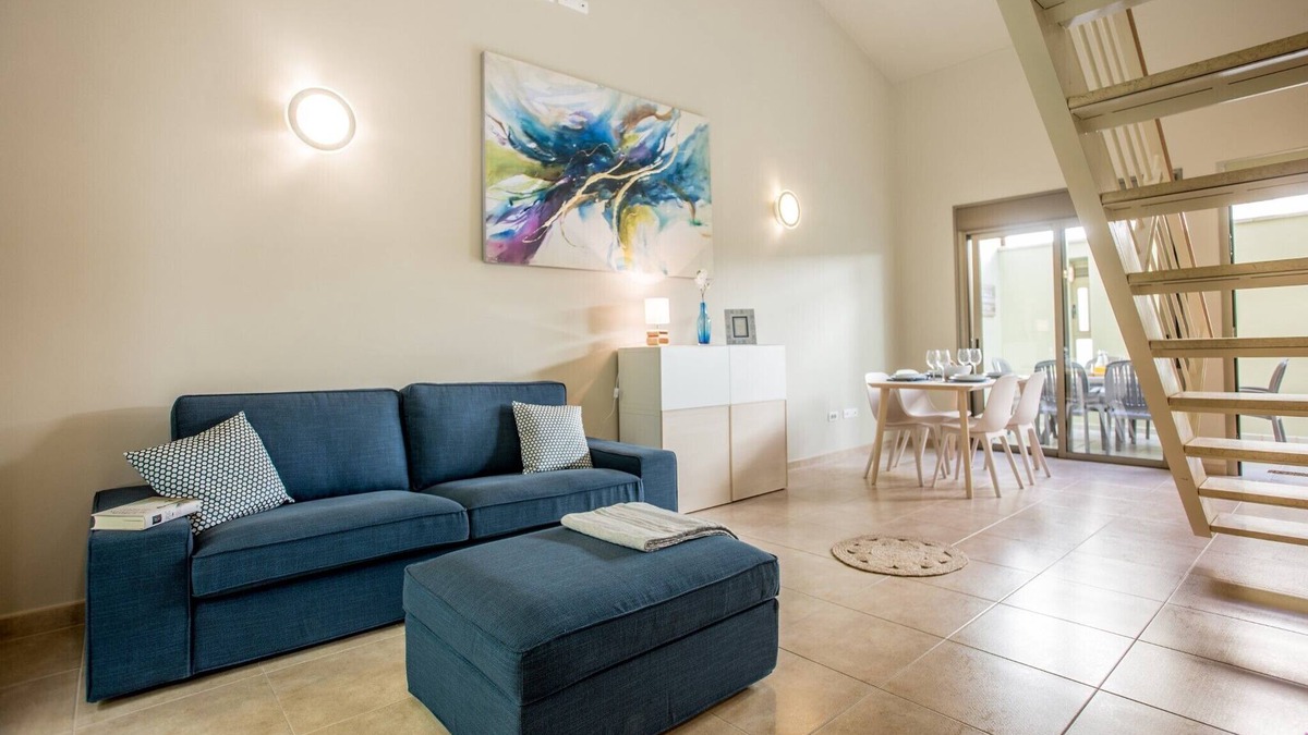 El Medano House | Modern duplex townhouse with 2 bedrooms and garage next to the beach