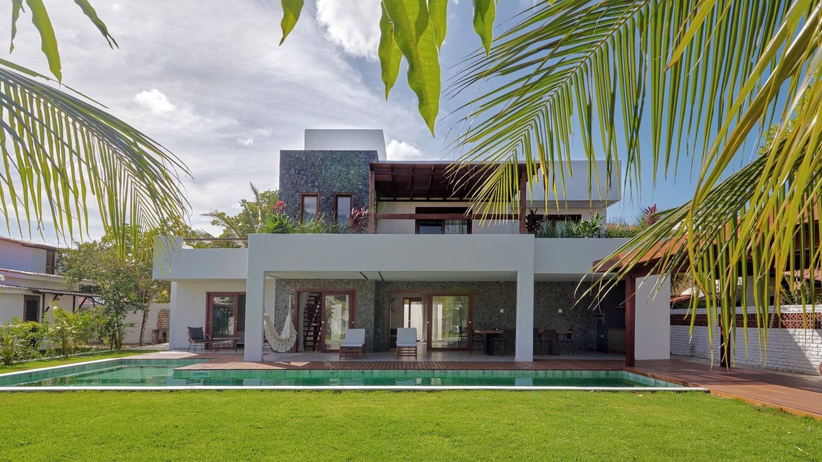 Sao Miguel de Touros Villa | Modern elegance: 3-bedroom villa in São Miguel do Gostoso with swimming pool