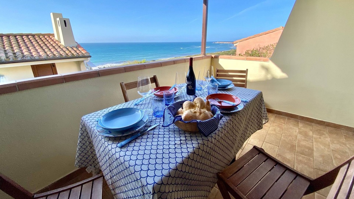 Funtana Meiga House | Modern Equipped Holiday Home for Families with Sew View in the Sinis Peninsula