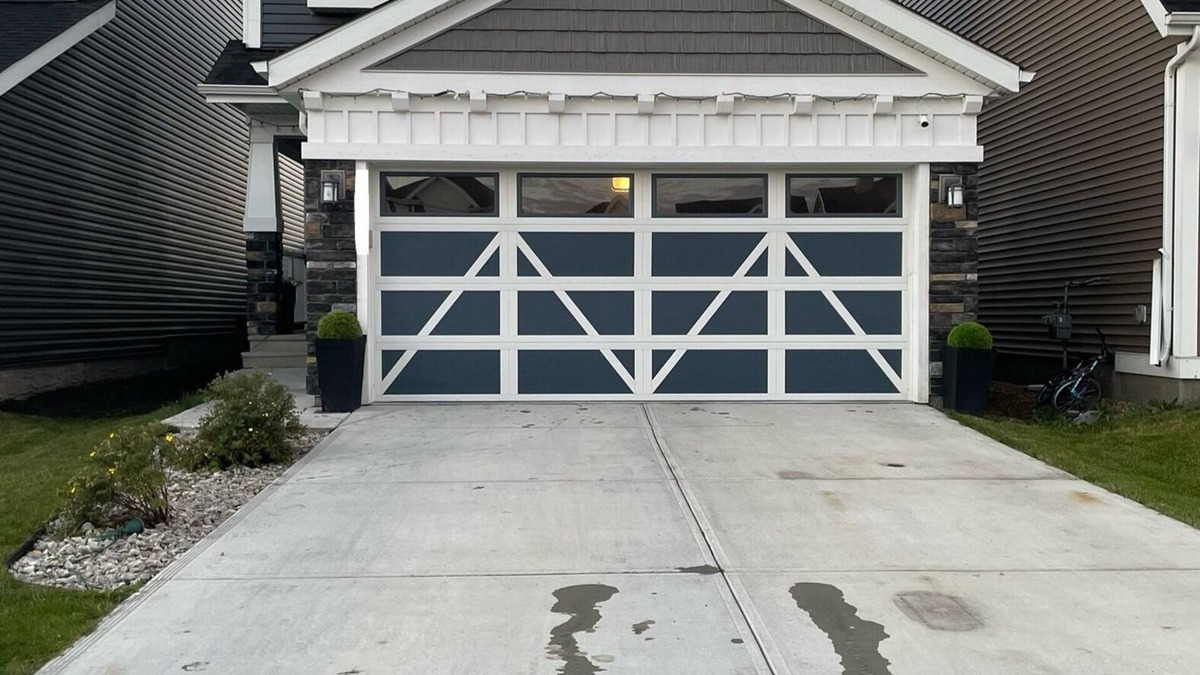 Leduc House | Modern Family Friendly Home 10min YEG Airport - FREE WIFI+ NETFLIX
