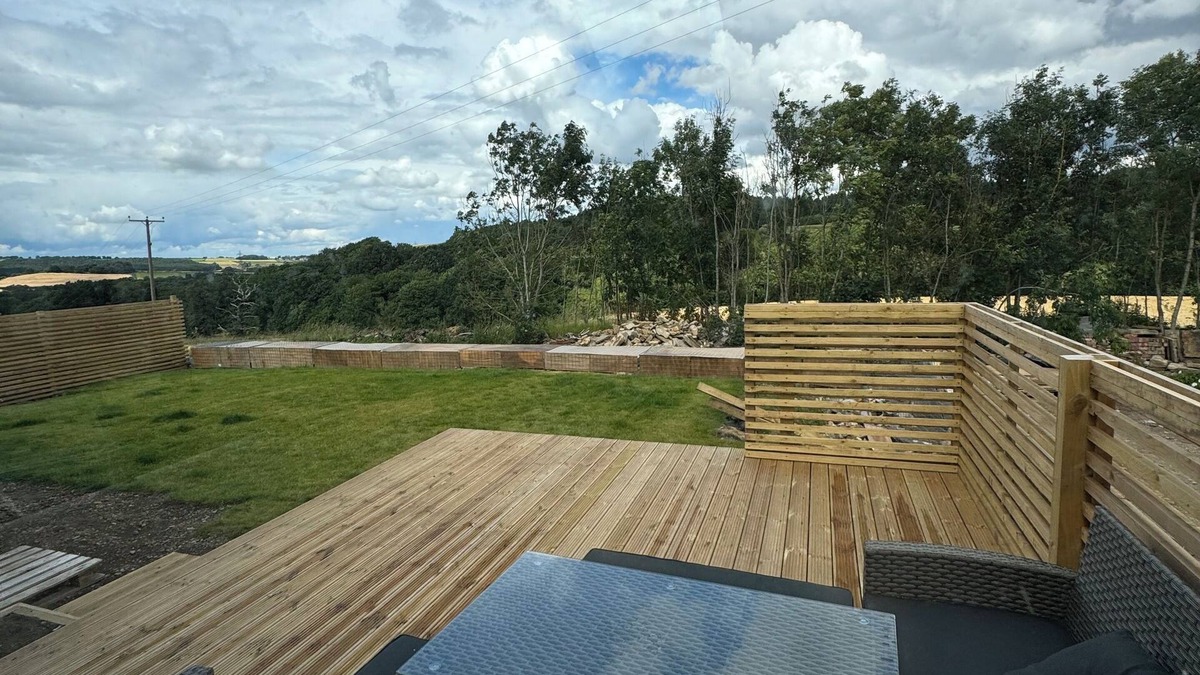 Hoylandswaine House | Modern Family/Pet Friendly Barn Conversion in a rural setting great access