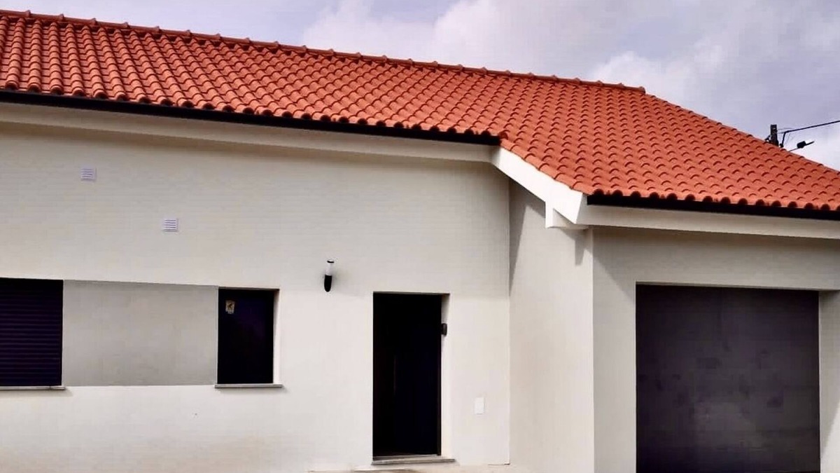 Santa Comba Dao House | Modern family vacation home of 160m2 near the lake for 10 people.