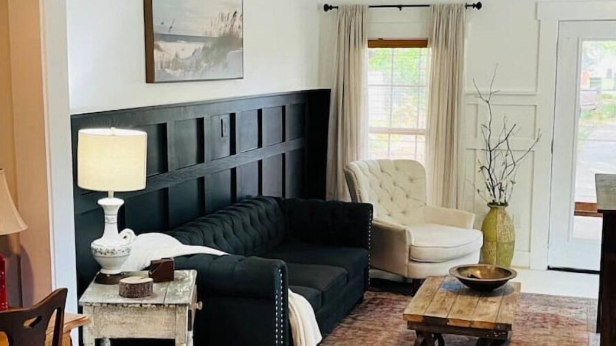 Northeast Pensacola Cottage | Modern Farm House Pensacola, FlnCentrally located in the heart of Pensacola