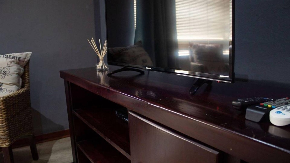 Lichtenburg Apartment | Modern Farm