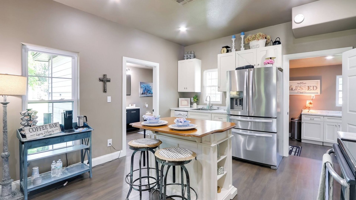 Belle Plaine House | Modern Farmhouse in Belle Plaine w/Covered Porch!