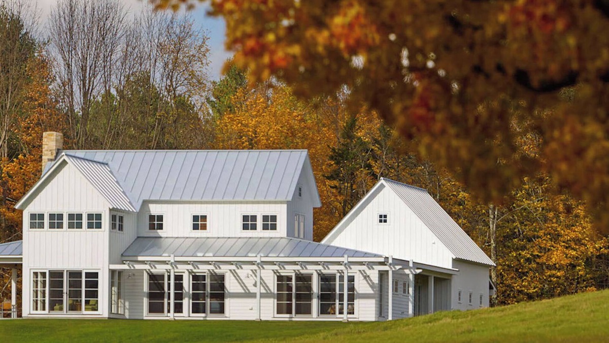 Rochester House | Modern Farmhouse on 25 Acres/Superb Views.