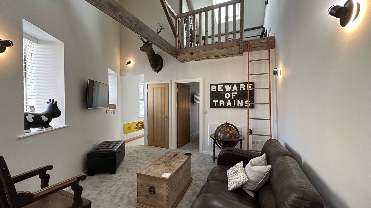Radstock Apartment | Modern first floor apartment