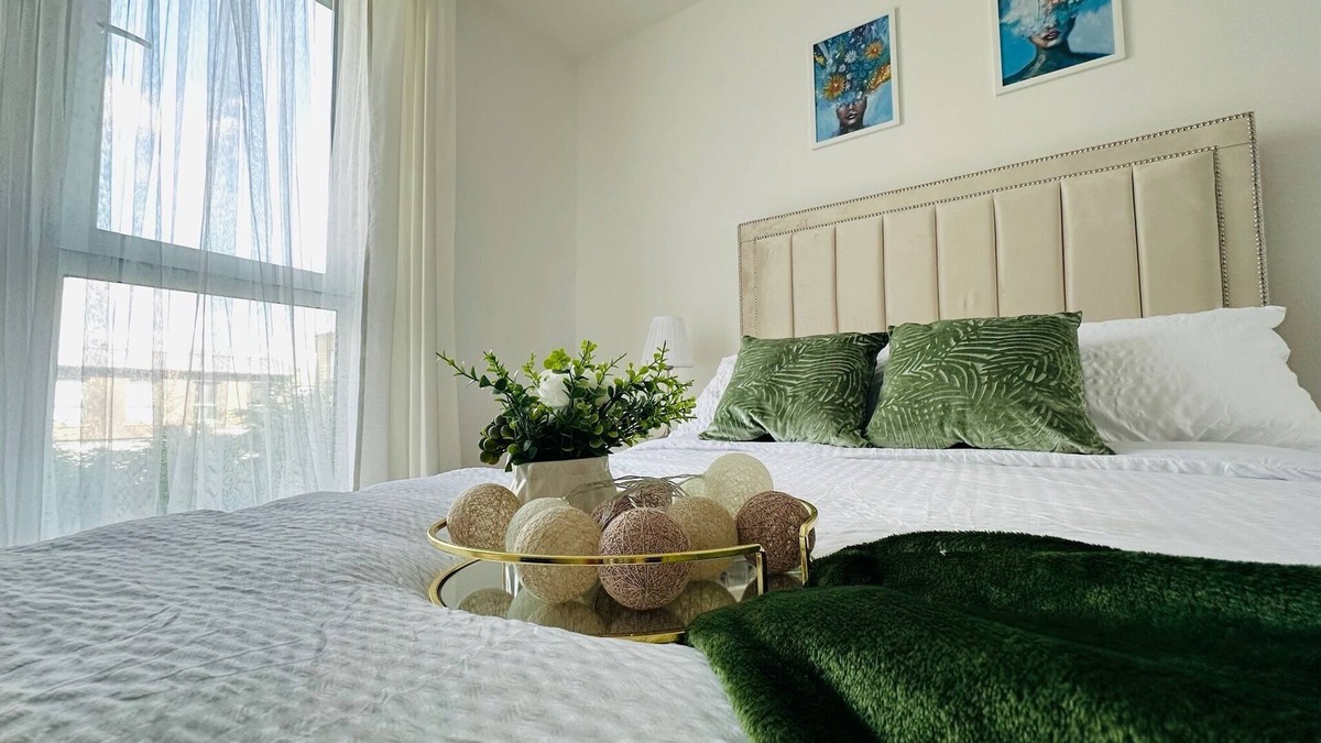 Eltham West Apartment | Modern Flat in Kidbrooke - Greenwich
