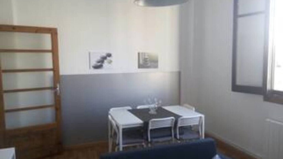 Trinitat Condo | Modern Flat in Valencia