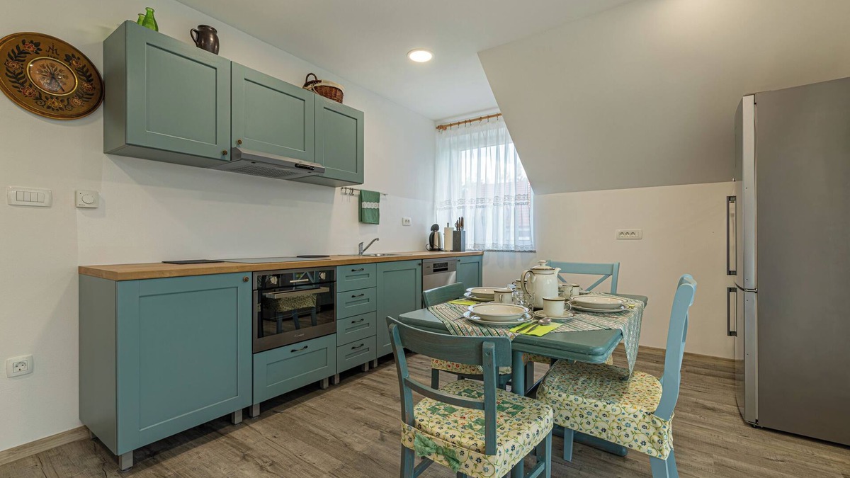 Cerknica Apartment | Modern Flat Mateja, Cerknica, Slovenia