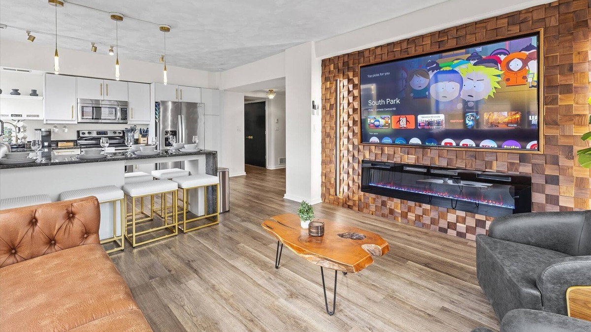 Wholesale District Apartment | Modern Flat off Meridian - Walk Anywhere Downtown