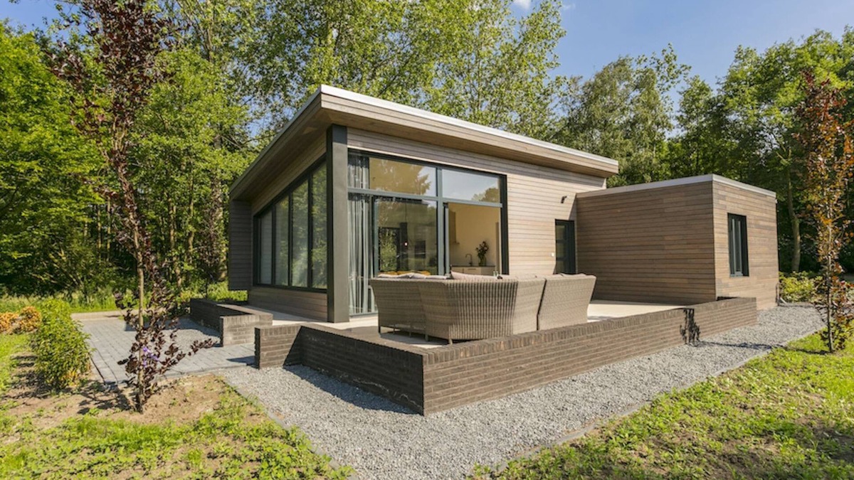 Enter Ski Chalet | Modern Forest Chalet
