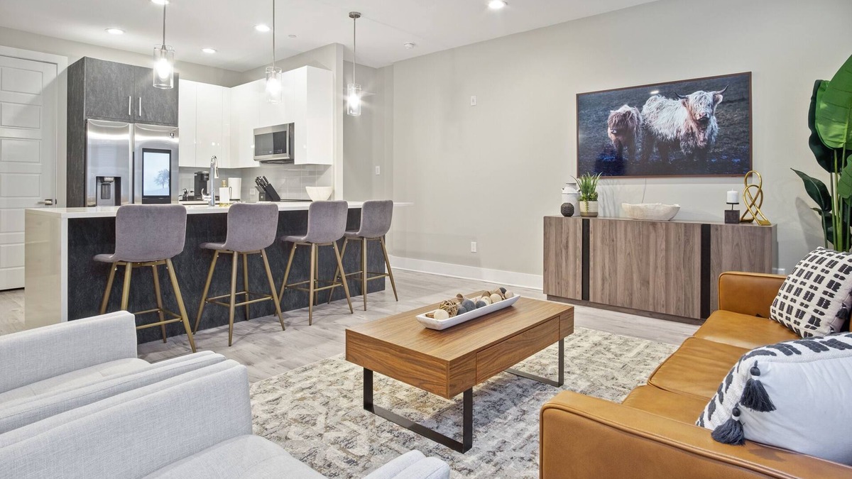Fort Worth House | Modern Fort Worth Townhome 2 bedroom 2.5 bath - Comfortable Stay