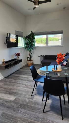 Eugene Apartment | Modern Furnished Retreat