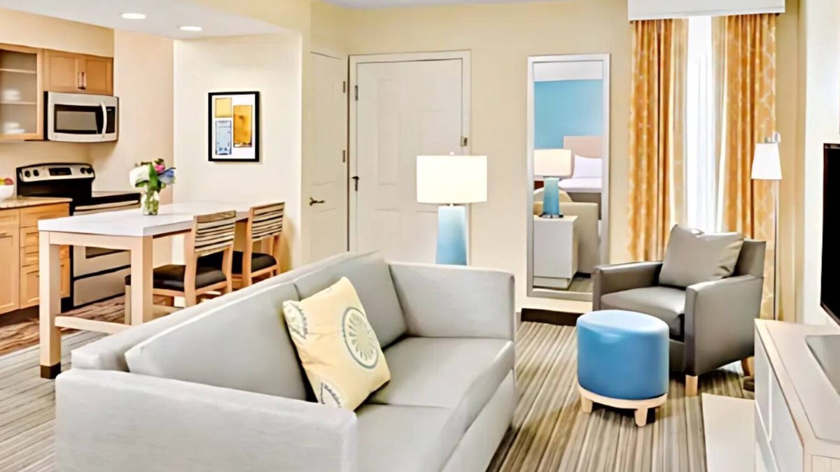 Sharonville Apartment | Modern Furnished Studio | Flexible Stays | All-Inclusive