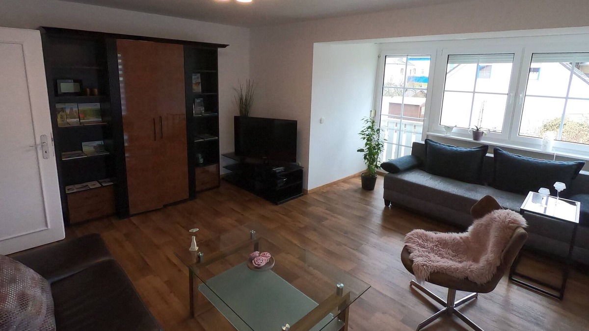 Oberkotzau Apartment | Modern furnished vacation apartment (65 sqm) for up to 4 people with free WiFi