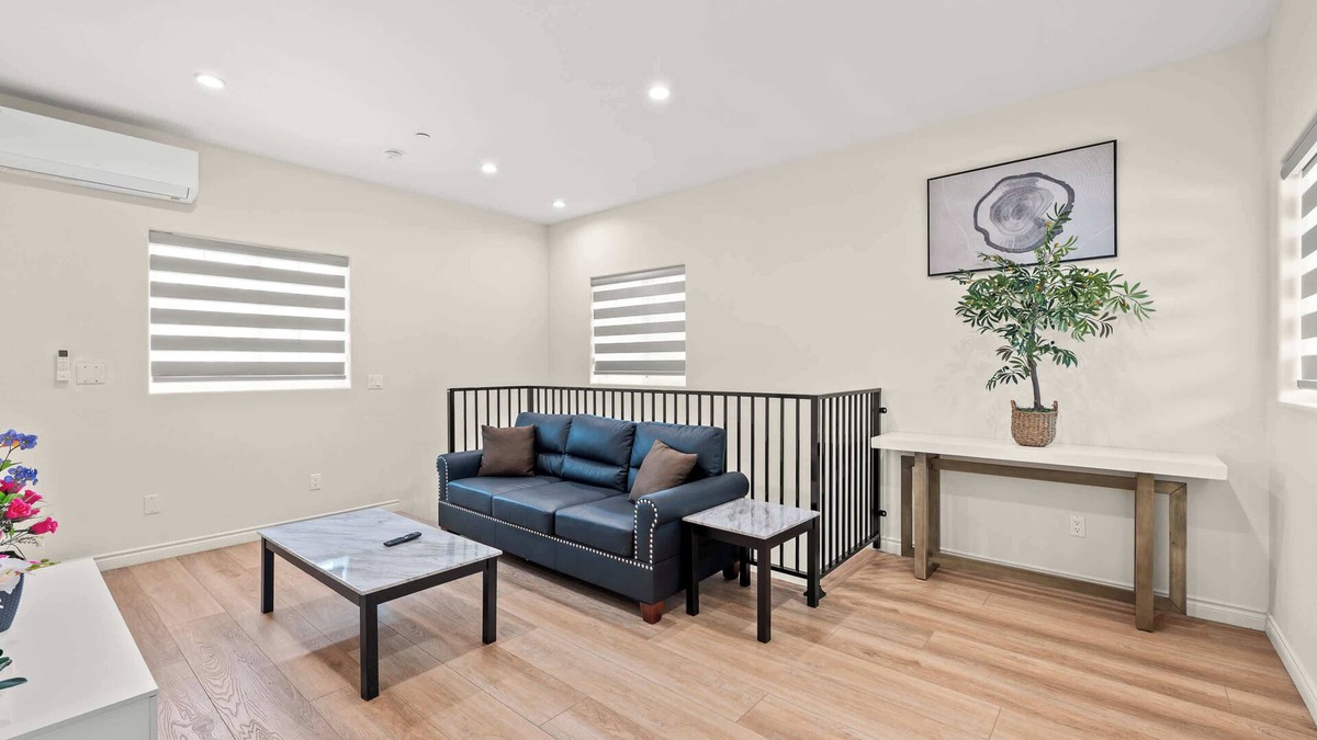 Rosemead House | Modern Getaway Near Pasadena & DTLA