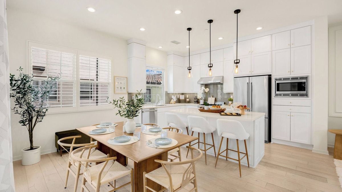 Portola Springs House | Modern Grand Luxury Estate in Irvine with Pool & Amenities