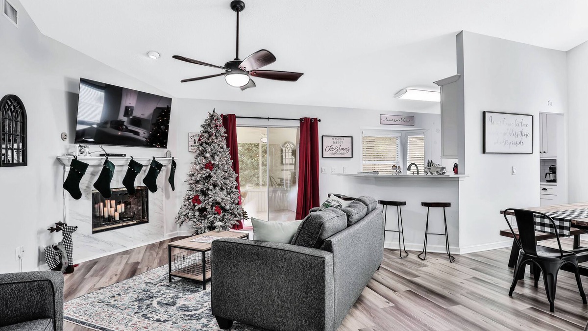 Doctors Inlet House | ★Modern Green Cove Springs 7Beds Fence Beach45min★