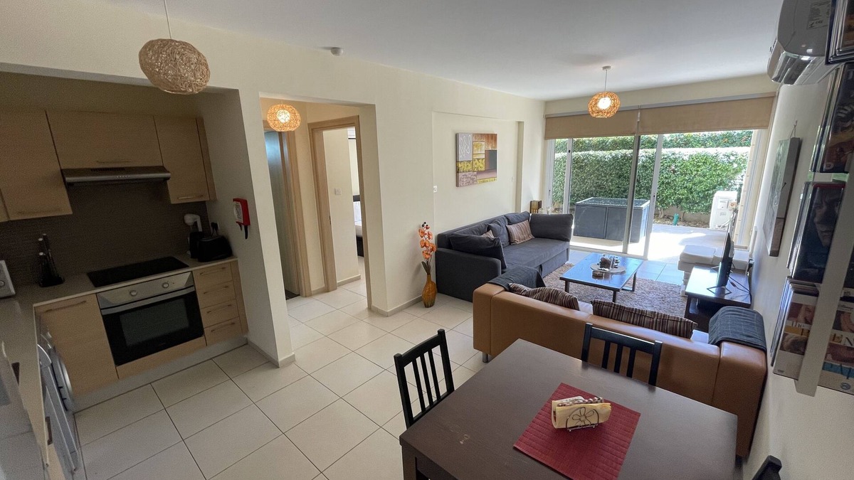 Pyla Apartment | Modern ground floor apartment with patio, pool and tennis court