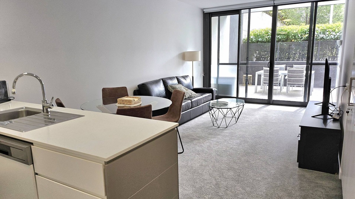 Lyons Apartment | Modern Ground Floor Apartment in Lyons