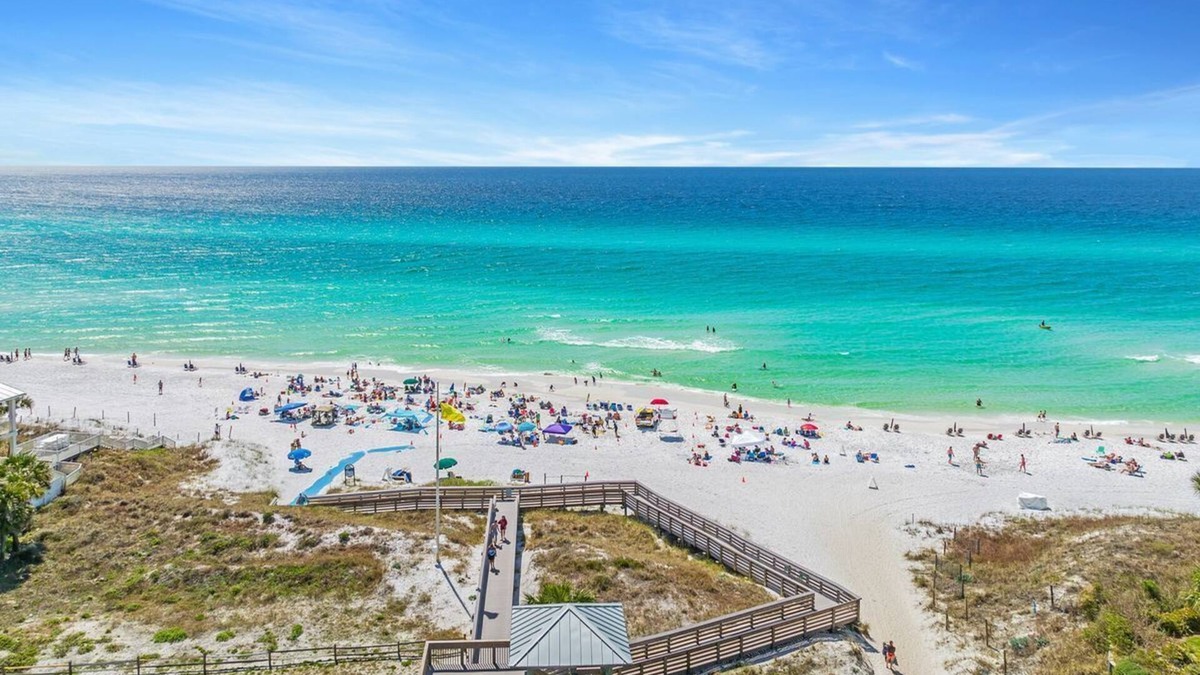Gulf Place Condo | Modern Gulf Place Unit With Gulf Views & Amazing Amenities