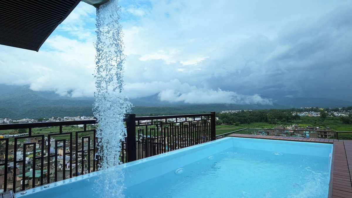Haridwar Apartment | Modern , high tech 4Bhk in peaceful Rishikesh.nSwimming pool , jacuzzi & steam.