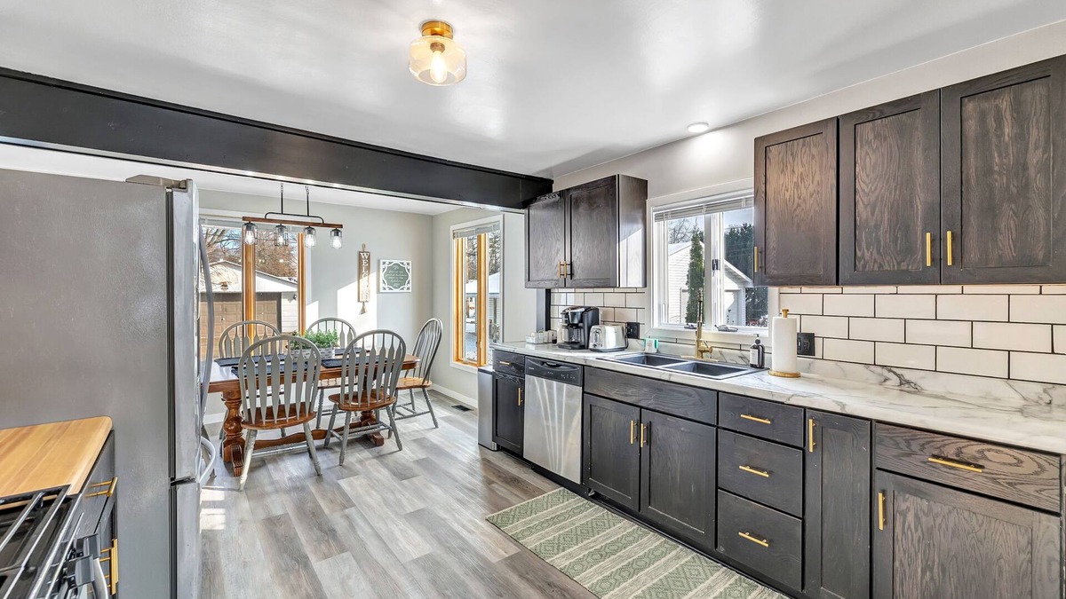 Green Bay House | Modern Historic Farmhouse — 1 Mile to Lambeau