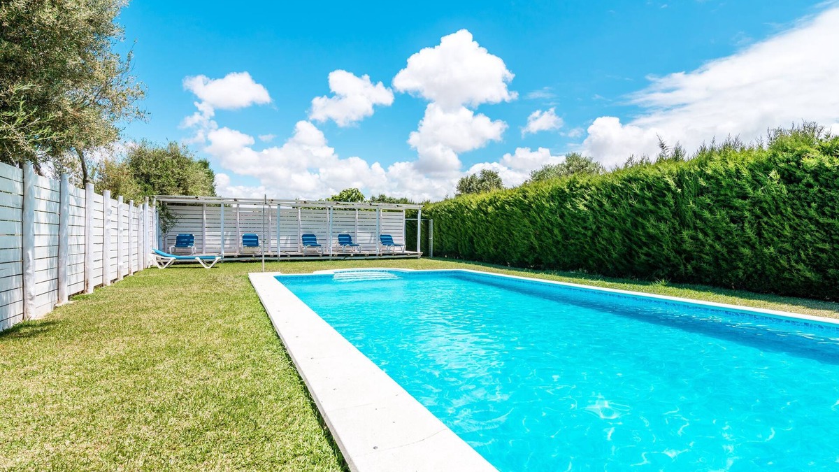 El Palmar House | Modern Holiday Home "El Madroño" with Pool
