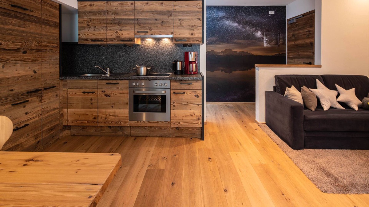 Collepietra Apartment | Modern Holiday Apartment "Sonnleiten Sterngucker 7" with Wi-Fi