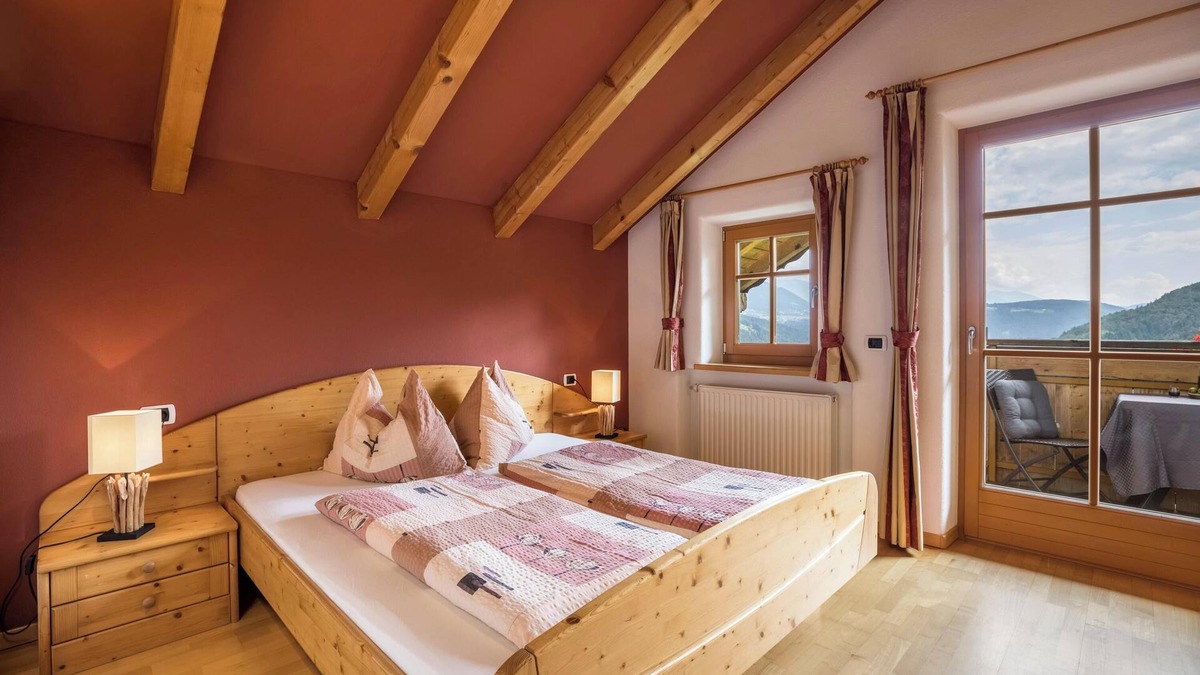 Parrocchia di San Sigismondo Apartment | Modern Holiday Apartment "Oberplunerhof - Bruneck" with Wi-Fi and Balcony