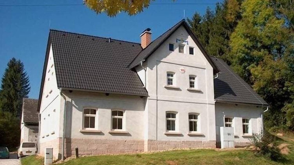 Stupna House | Modern Holiday Home in Vidochov with Private Swimming Pool