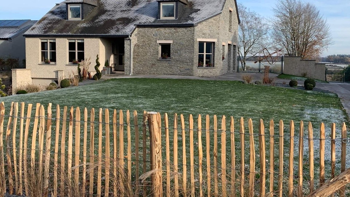 Bertrix House | Modern holiday home in Bertrix with garden