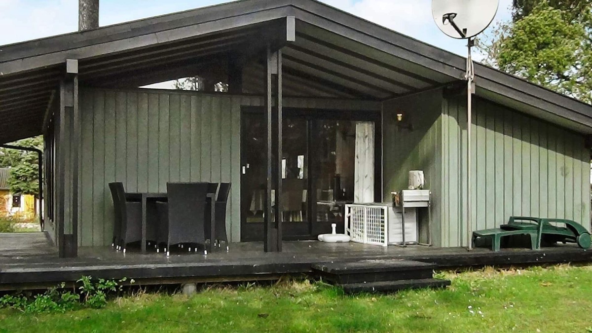 Skibby House | Modern Holiday Home in Skibby with Barbecue