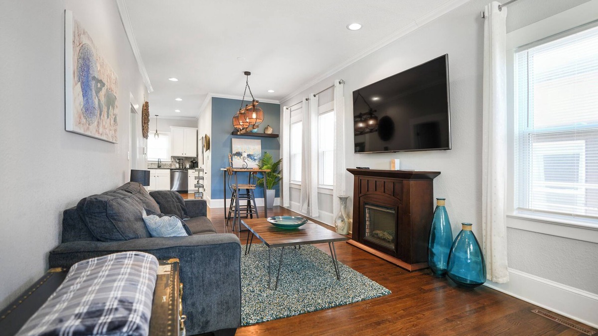 Riverview House | Modern Home in Historic Strawberry Hill w/a view of Downtown KC - Pet Friendly