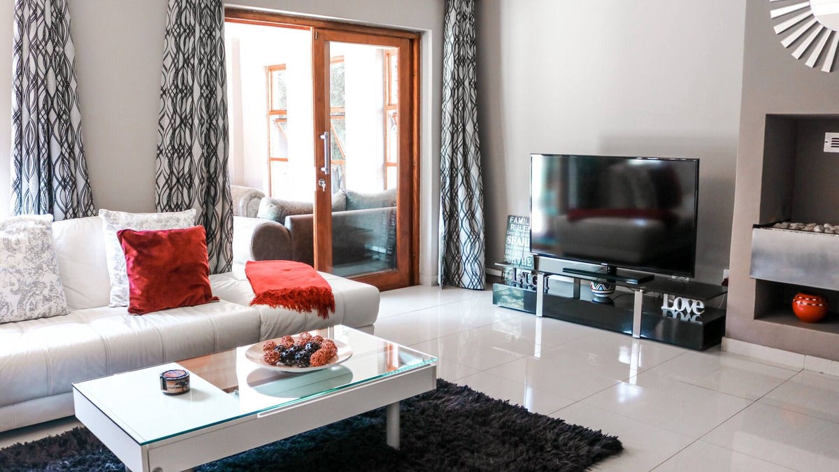 Moreleta Park House | Modern home in Pretoria