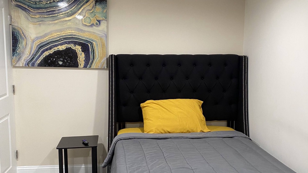 South Philadelphia House | Modern Home in South Philly 6 mins From Stadiums
