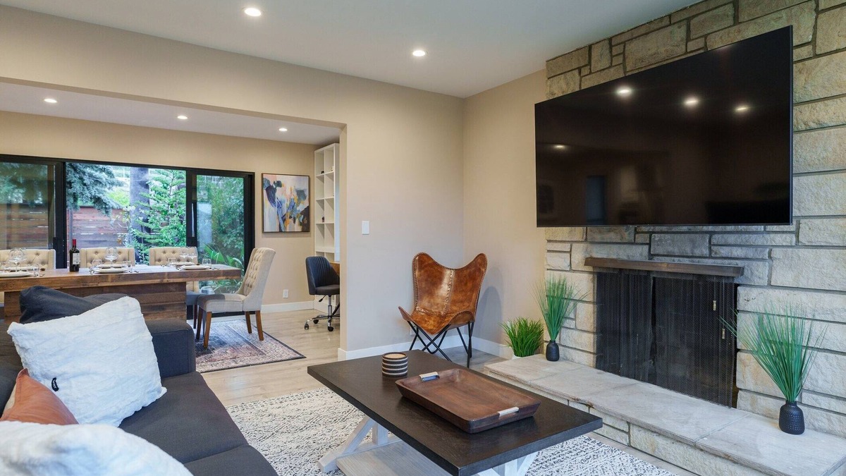 Crescenta Highlands House | Modern Home in the Hills of La Crescenta
