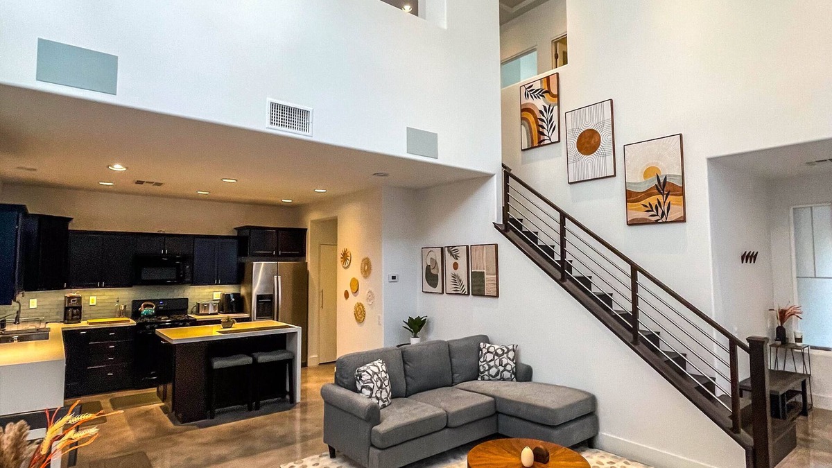 Summerlin South House | Modern Home near Red Rock - 30 Day Minimum.