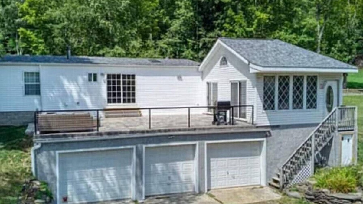 Charlotteville House | Modern home overlooking private lake and mountains. Pet Friendly!