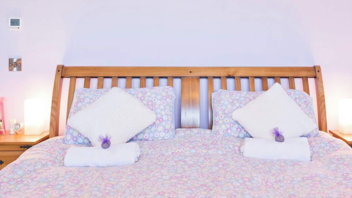 Ballyboghil House | Modern homestay rooms 15 minutes from Dublin Airport & 25 minutes to Dublin City