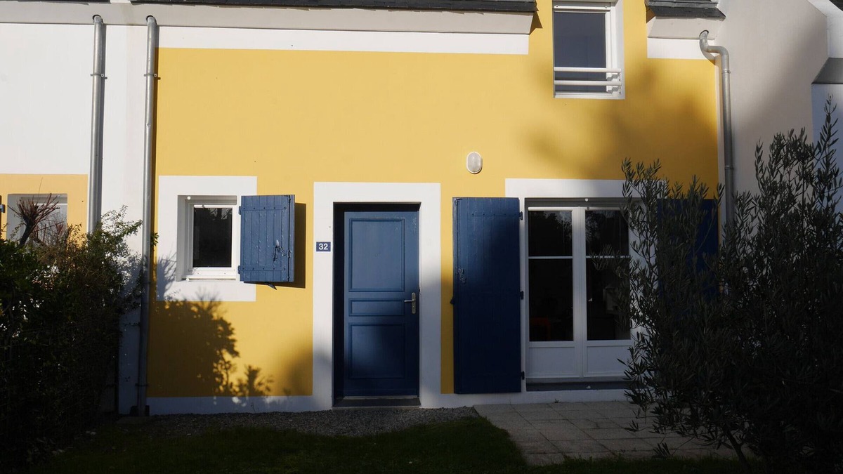 Sauzon House | Modern House: 800m from Beach, 4 Guests, Terrace with BBQ, Near Sauzon Center