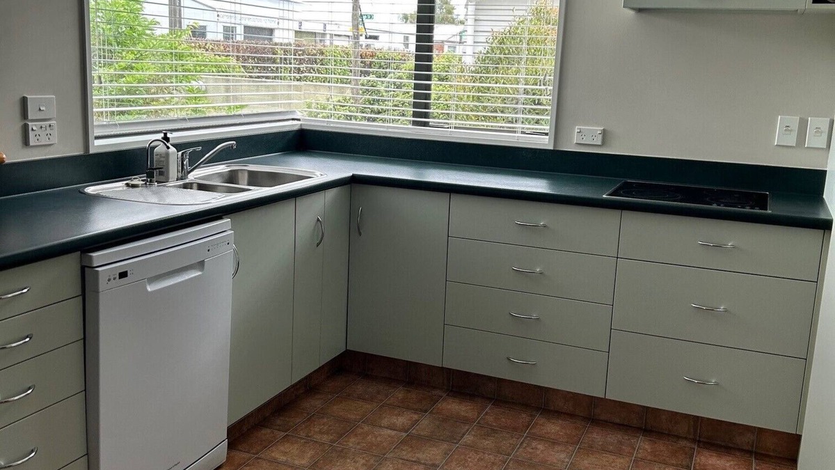 Waimate House | Modern House Close to Town