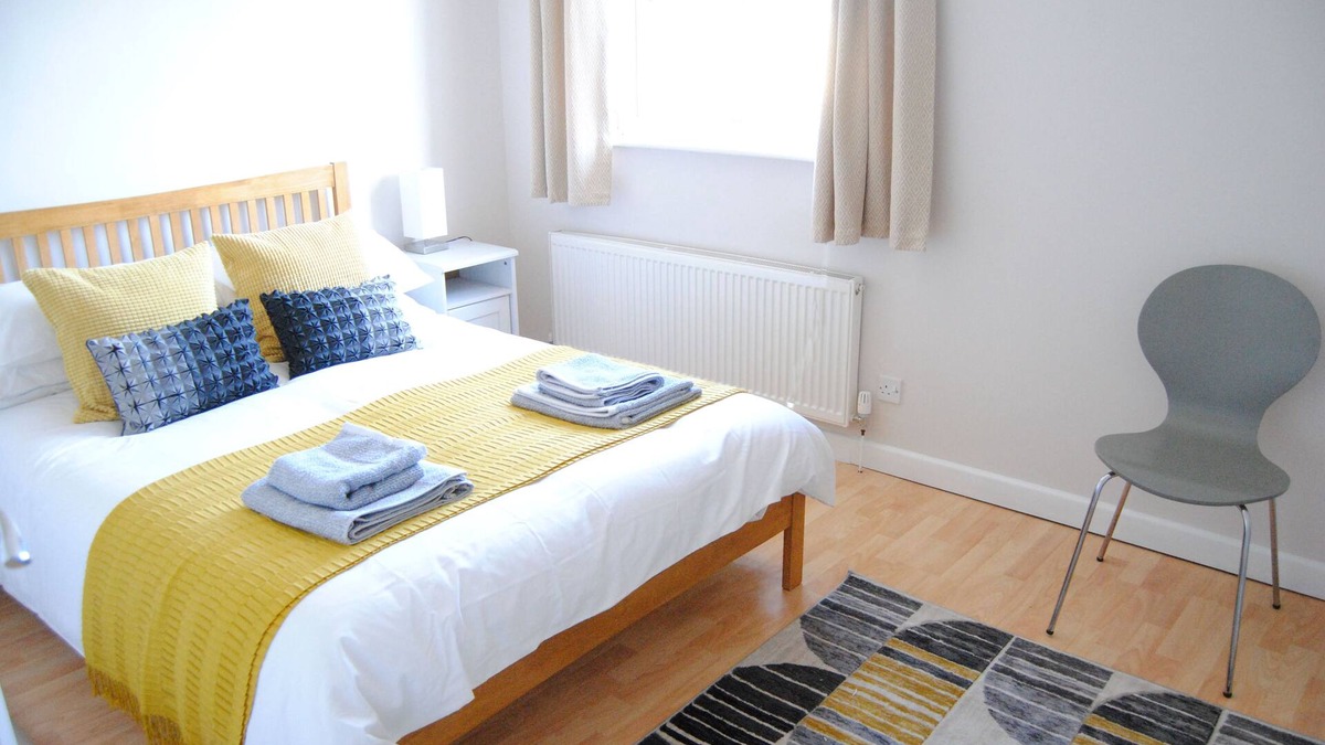 Uppingham House | Modern house in beautiful historic town